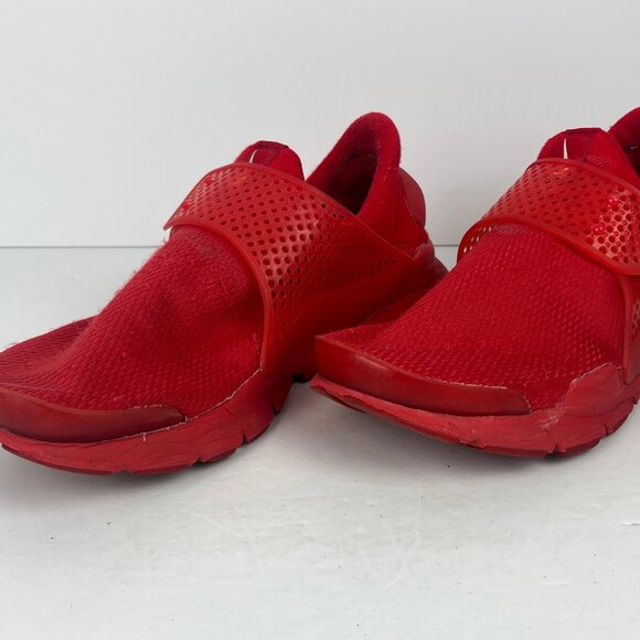 Nike Sneakers Size 7 Red Fabric Slip On Flat Heel Round Toe Rubber Strap - Picture 2 of 6